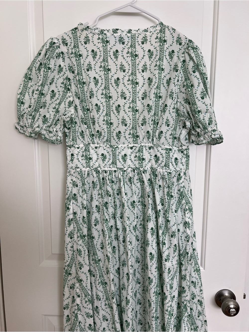 Hill House Green and White Sabrina Floral Midi Dress with Puff Sleeves - Picture 4 of 5